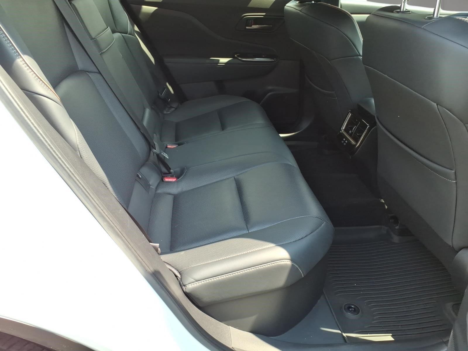 Used 2025 Toyota Crown Signia AWD/4WD image 10
