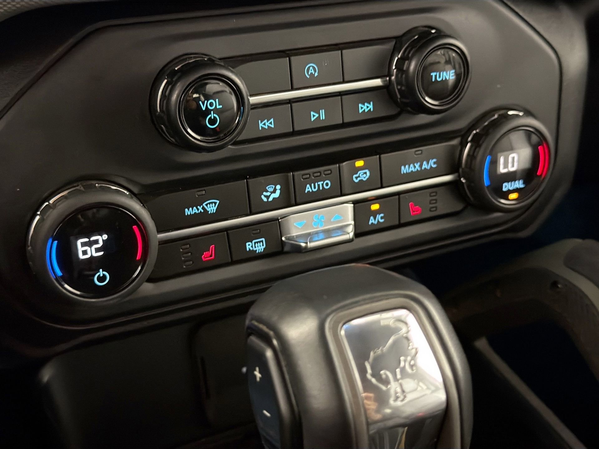 Used 2024 Ford Bronco Everglades image 17