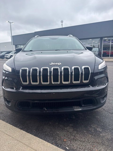 Used 2016 Jeep Cherokee Latitude w/ Comfort/Convenience Group