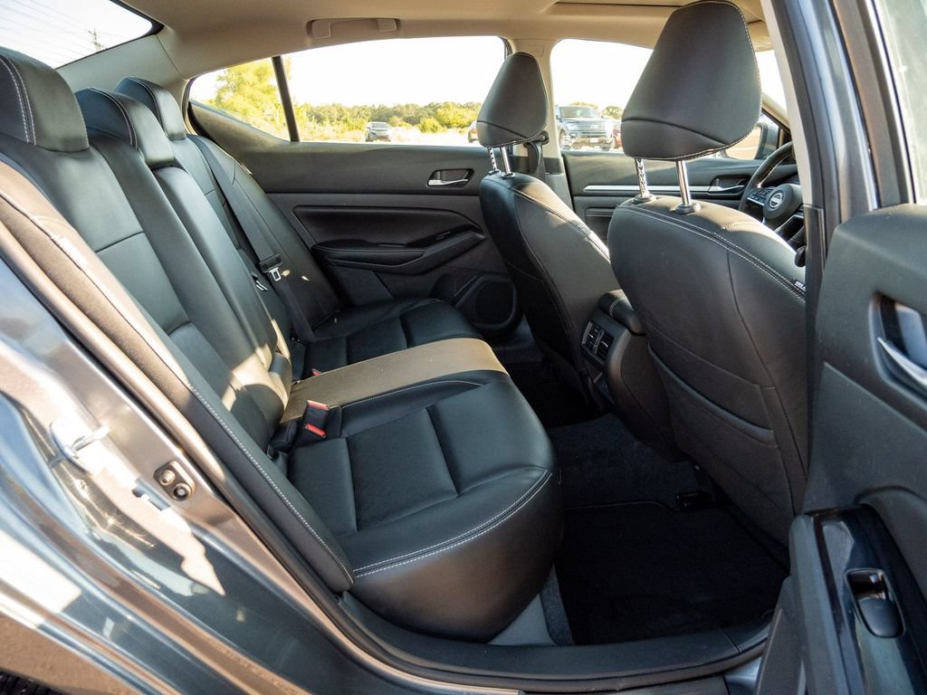 Used 2023 Nissan Altima 2.5 SL FWD image 21
