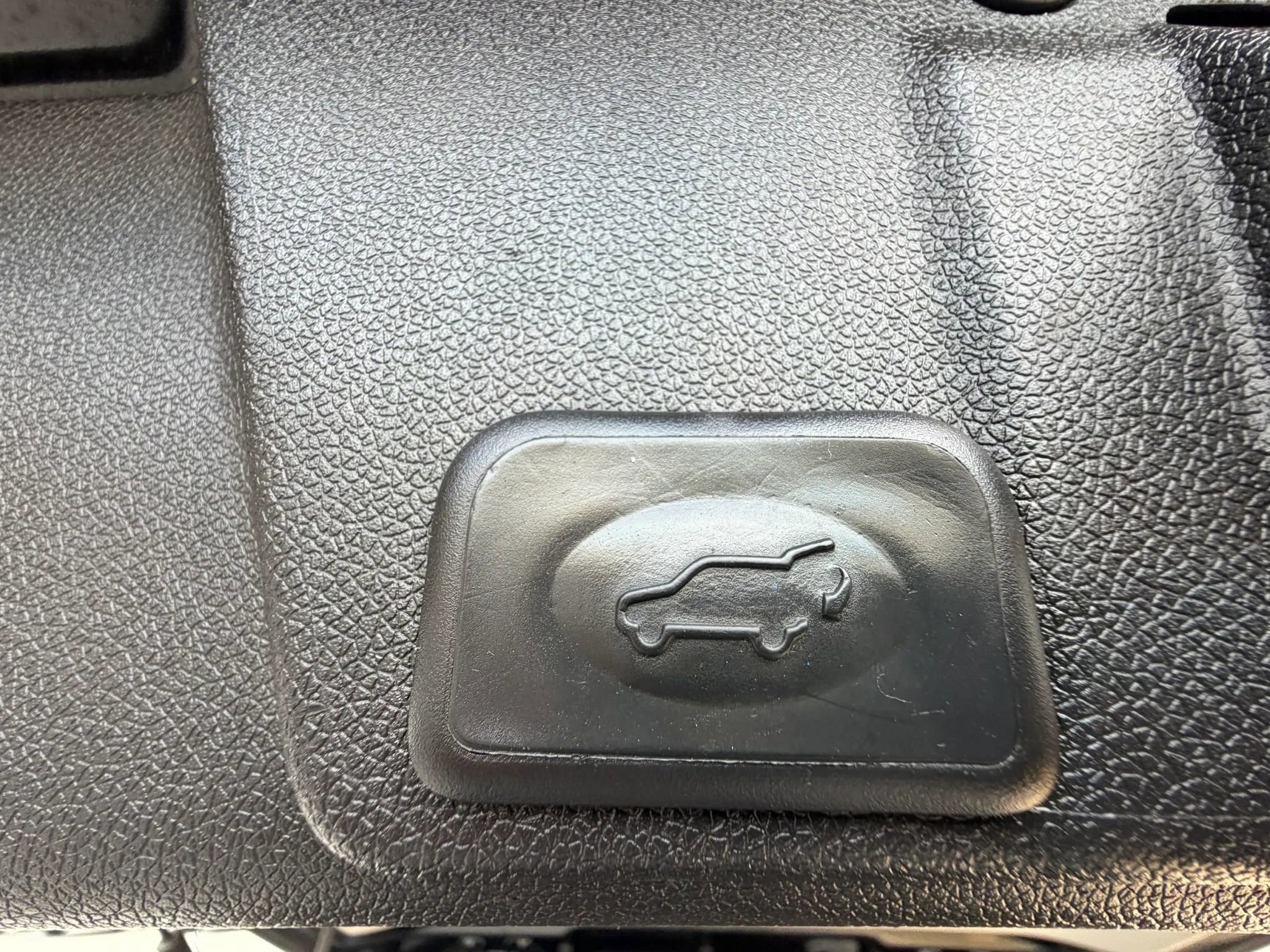 Used 2016 Chevrolet Traverse LT AWD/4WD image 8