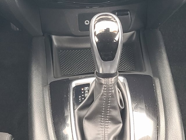 Used 2020 Nissan Rogue SV image 21