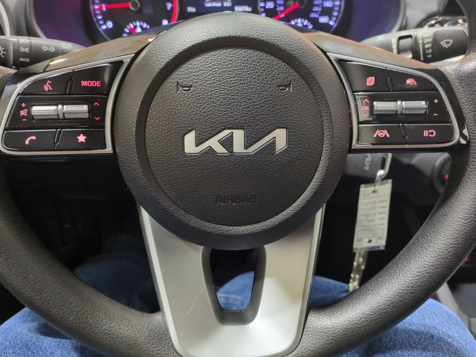 Certified 2024 Kia Forte LXS FWD image 19