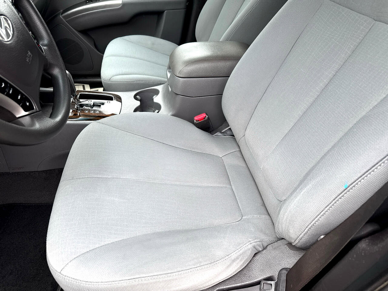 Used 2010 Hyundai Santa Fe GLS image 10