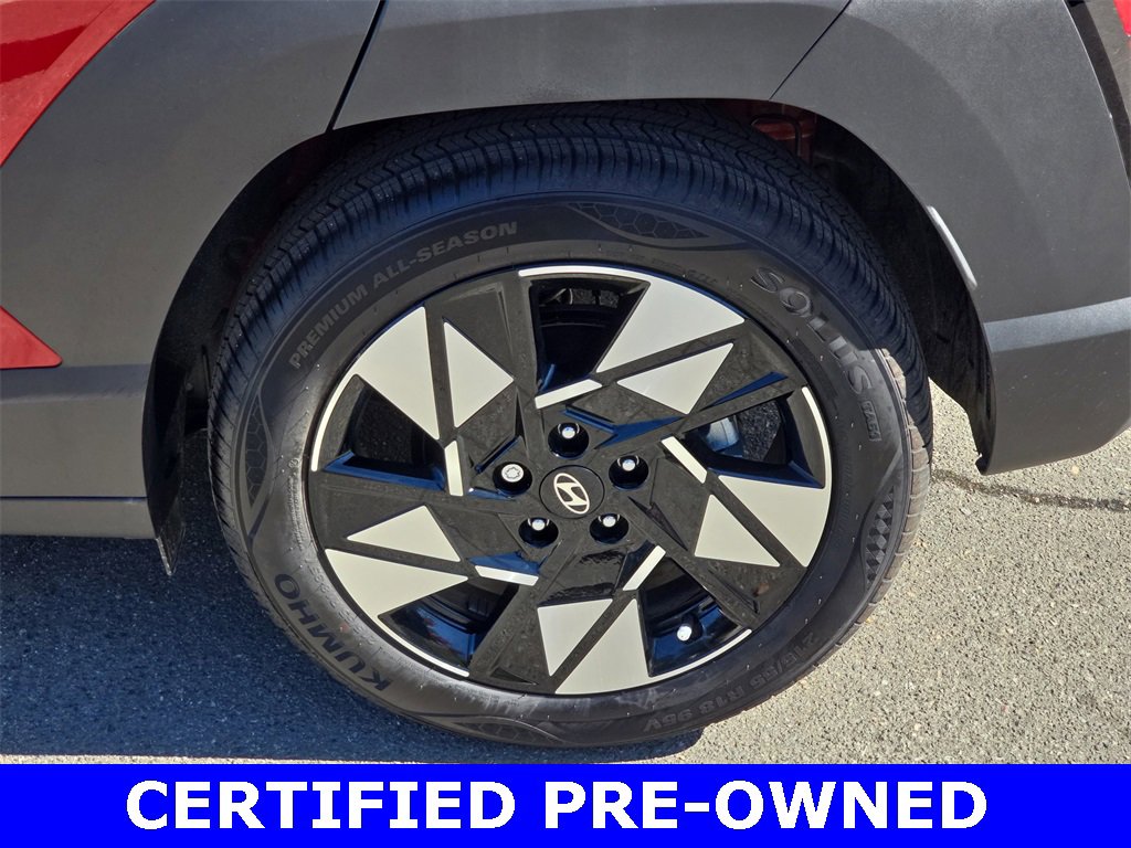 Certified 2025 Hyundai Kona SEL image 34