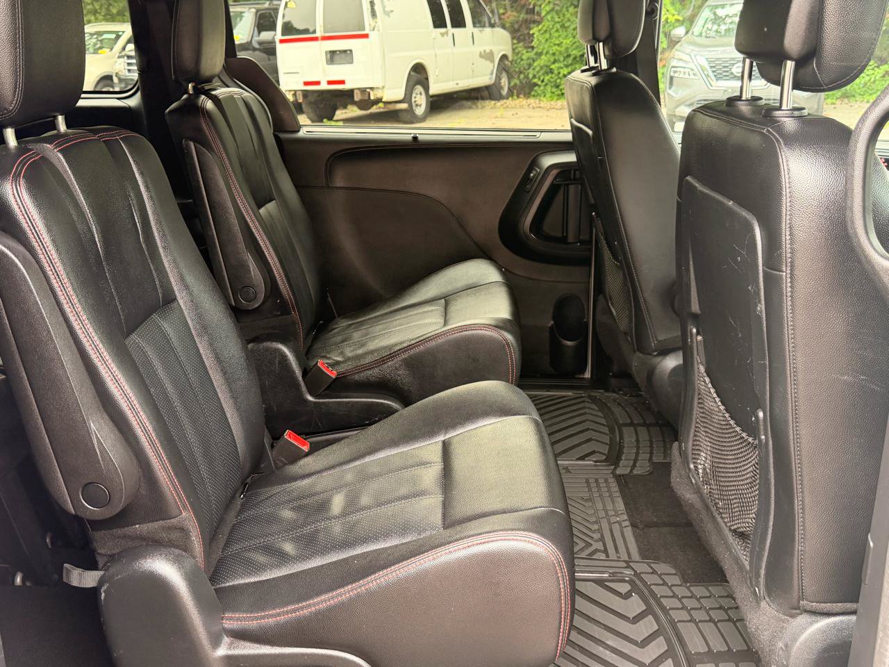 Used 2020 Dodge Grand Caravan GT FWD image 25