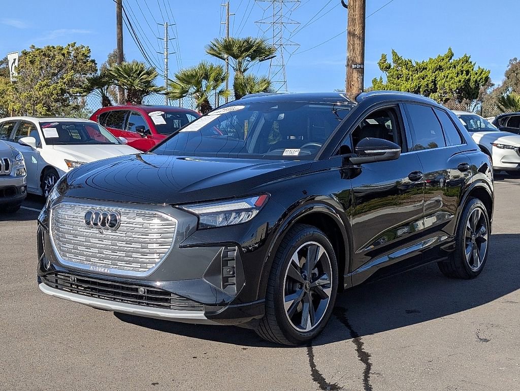 Used 2022 Audi Q4 e-tron Premium Plus image 5