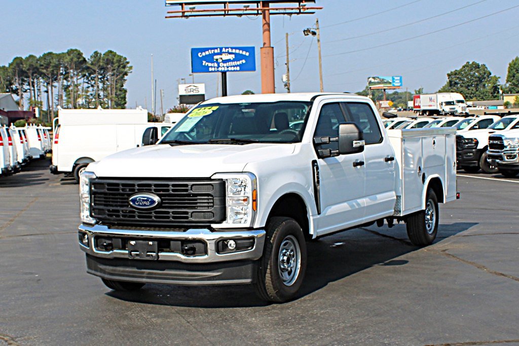 Used 2026 Ford F250 XL w/ XL Chrome Package AWD/4WD image 2