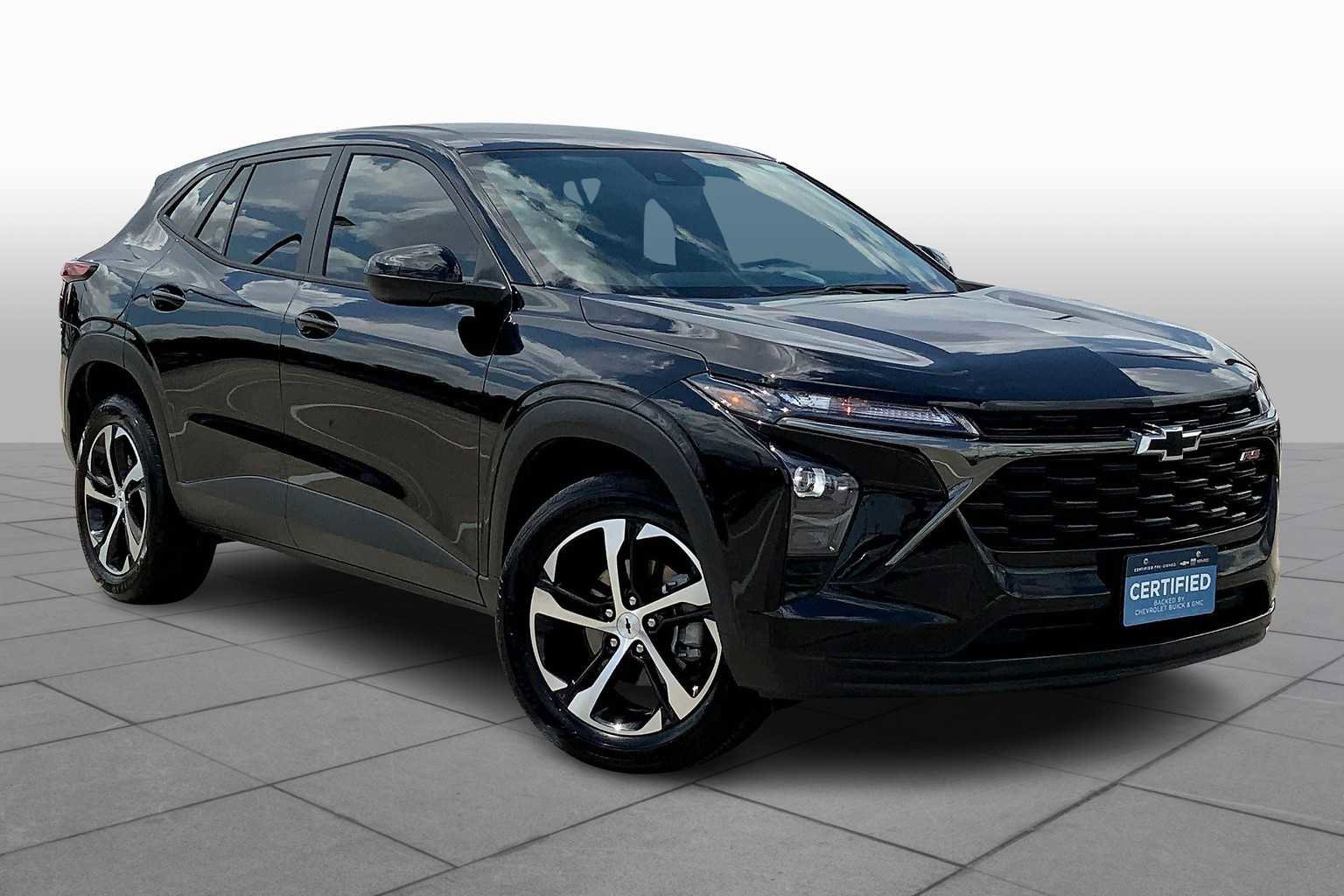 Certified 2024 Chevrolet Trax RS image 2