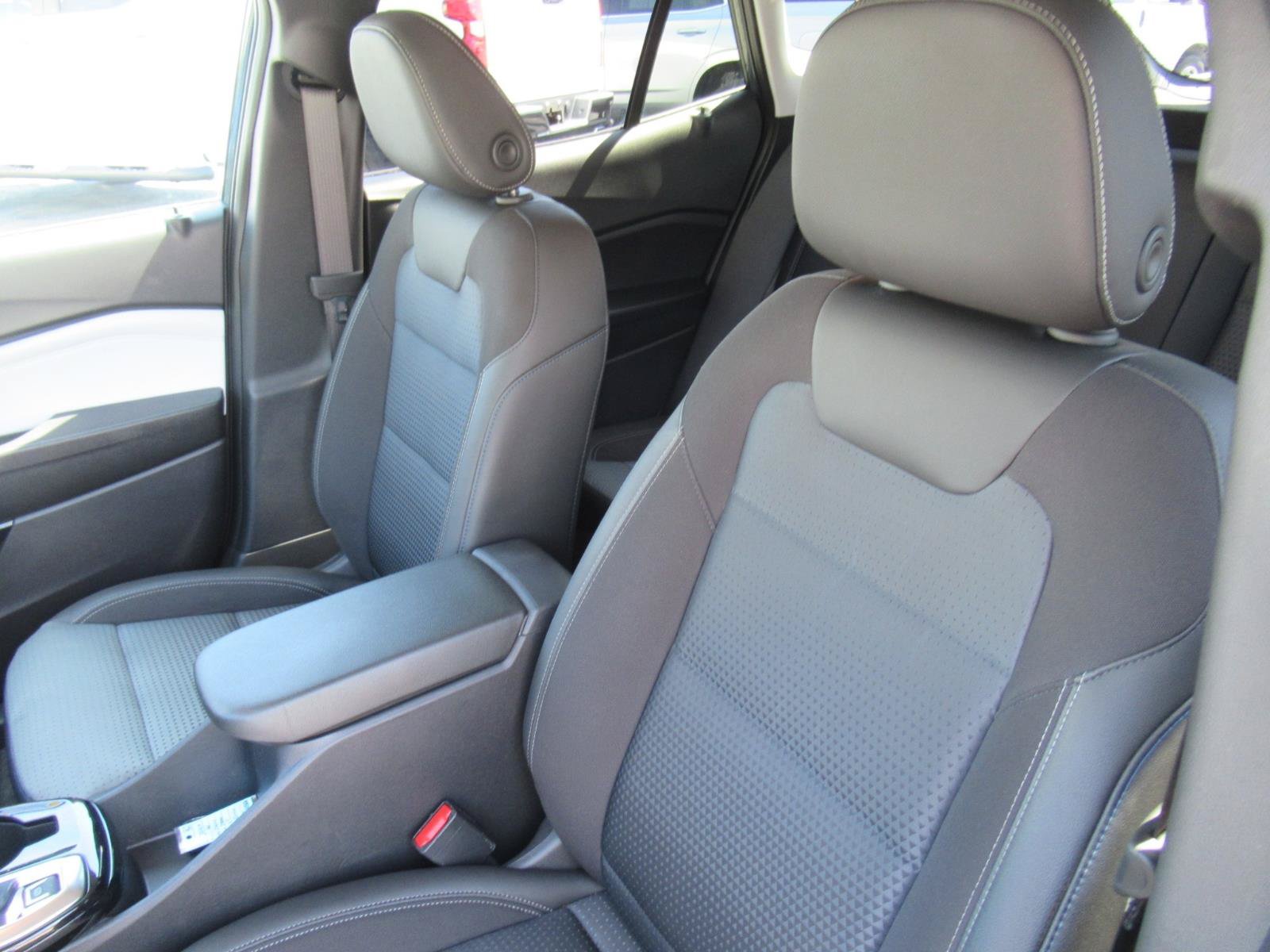Used 2026 Chevrolet Trax LT w/ Driver Confidence Package FWD image 19