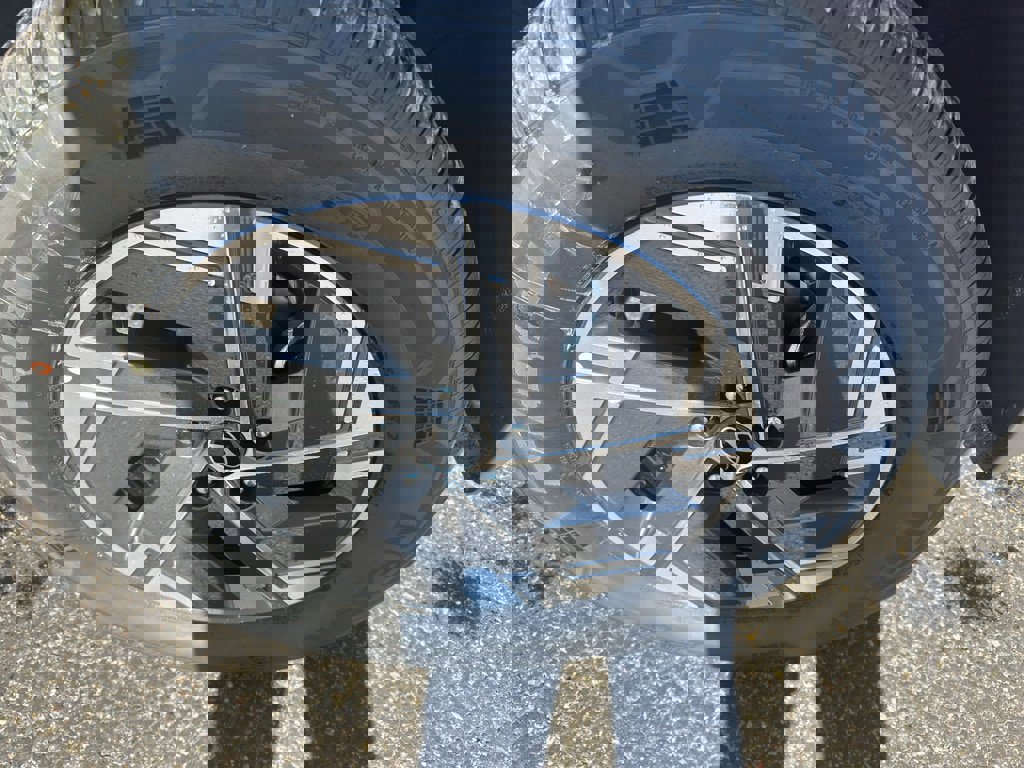 New 2026 Hyundai Tucson Blue SE image 22