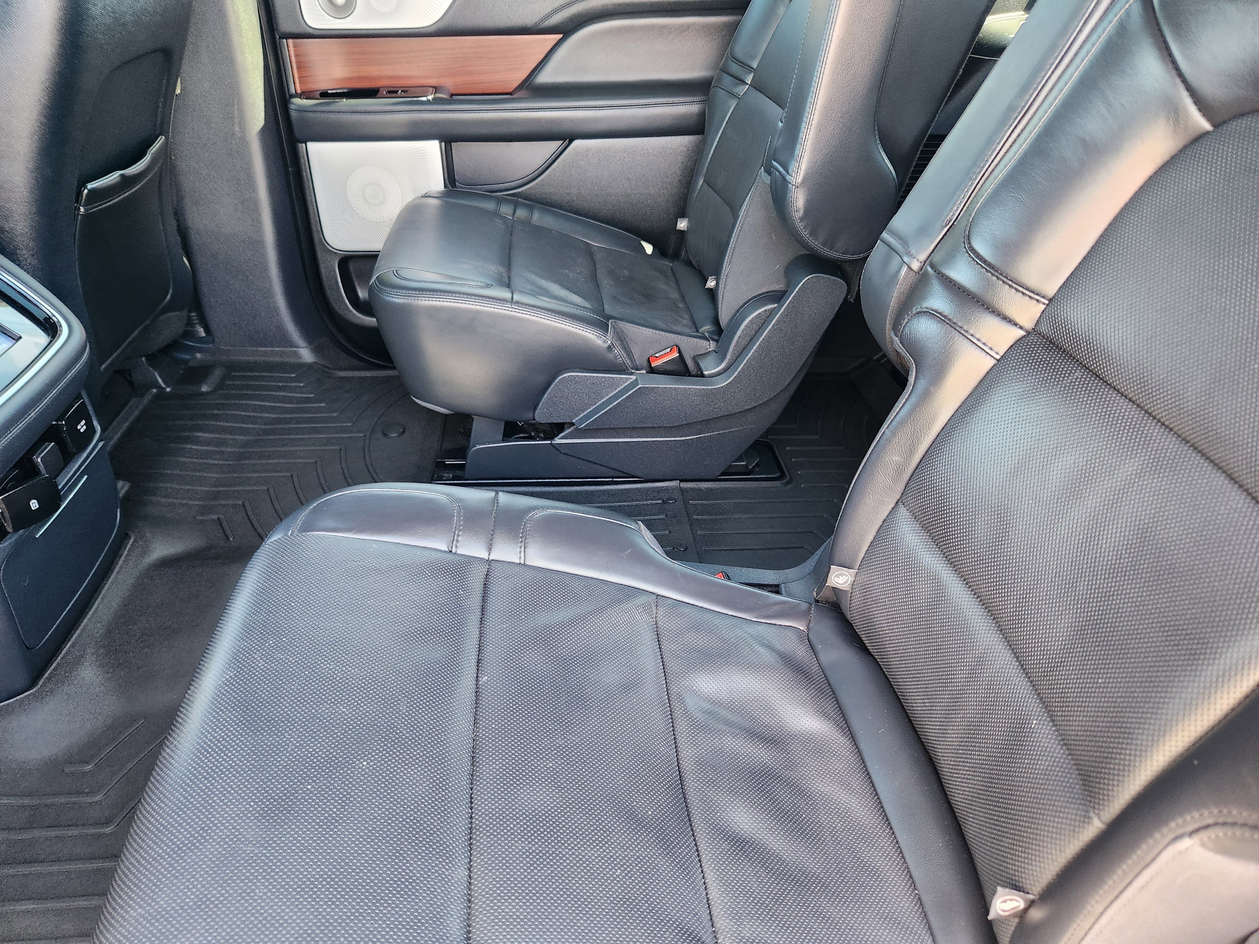 Used 2023 Lincoln Navigator L Reserve image 10