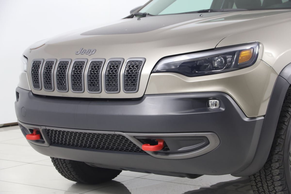 Used 2020 Jeep Cherokee Trailhawk w/ Cold Weather Group AWD/4WD image 47