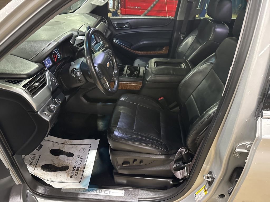 Used 2015 Chevrolet Suburban LTZ image 19