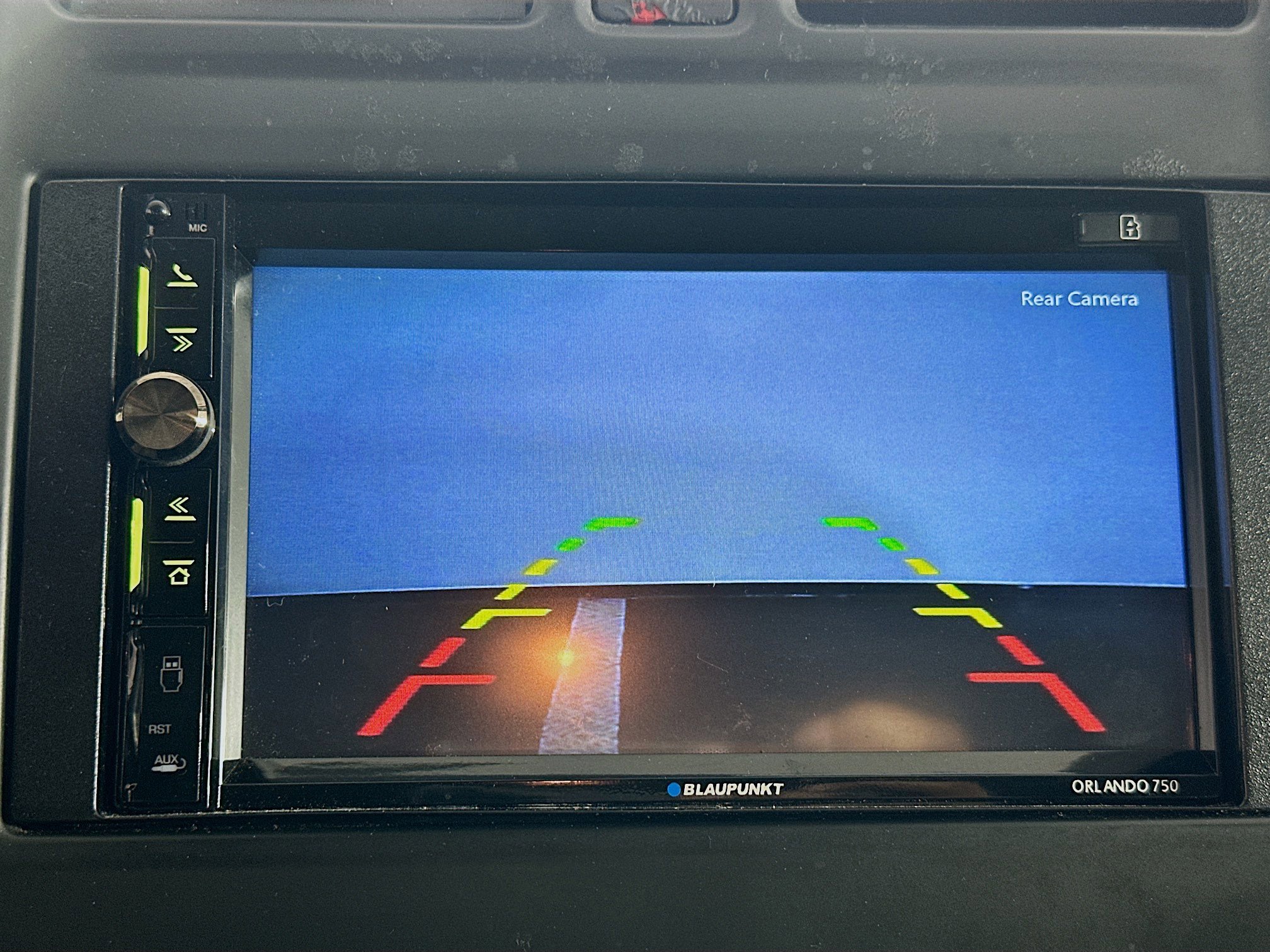 Used 2017 Nissan Versa SV image 21