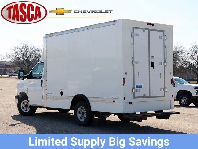 New 2025 Chevrolet Express 3500 w/ Power Convenience Package RWD image 15