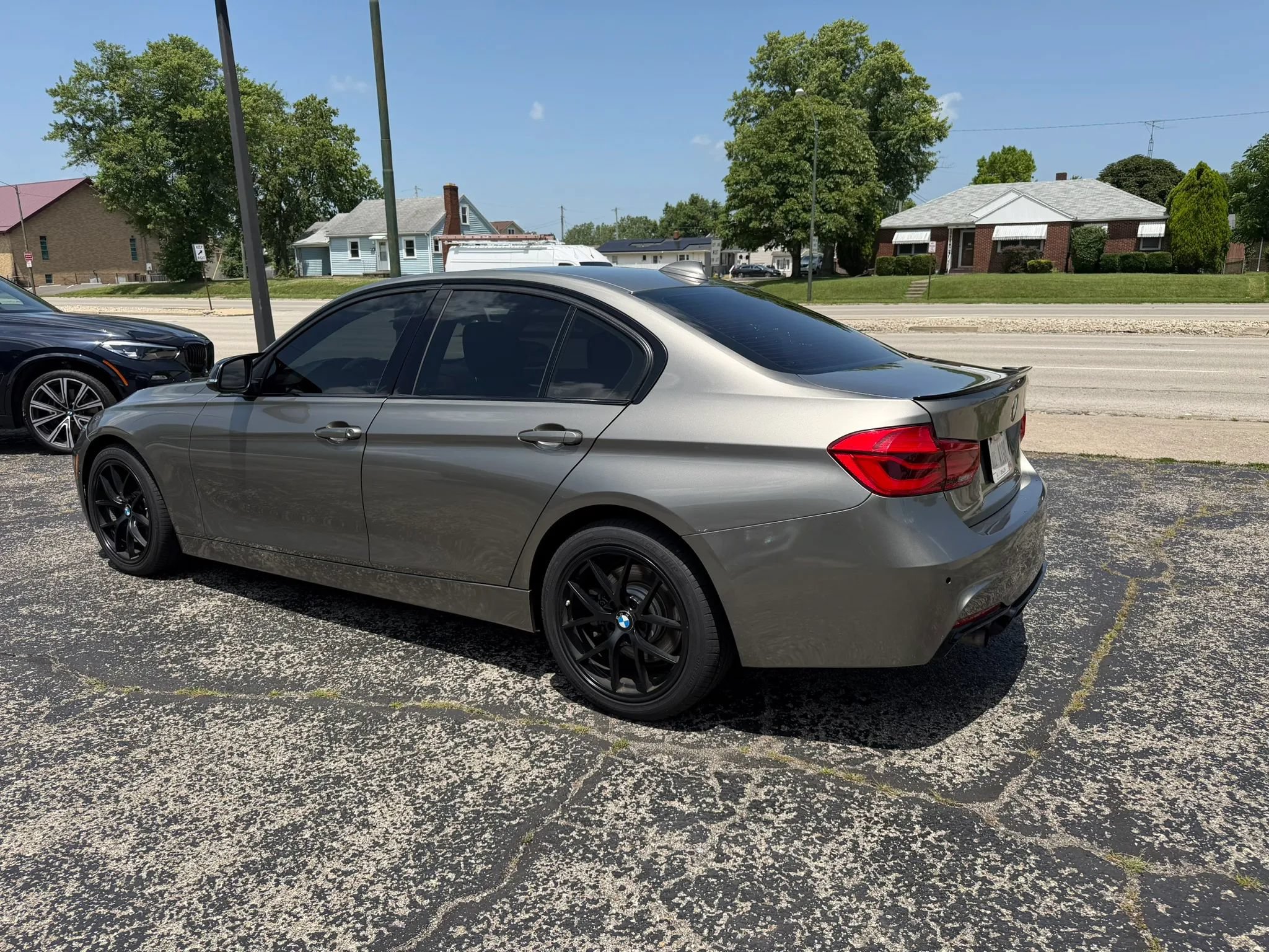 Used 2016 BMW 340i xDrive Sedan AWD/4WD image 6