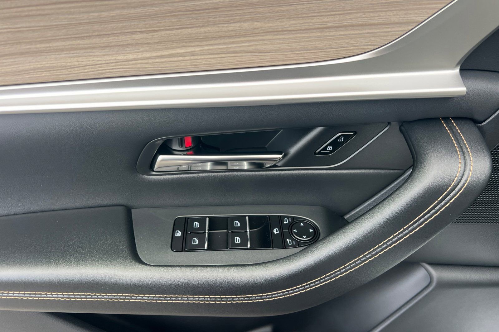 New 2026 MAZDA CX-90 3.3 Turbo w/ Premium Sport Pkg image 8