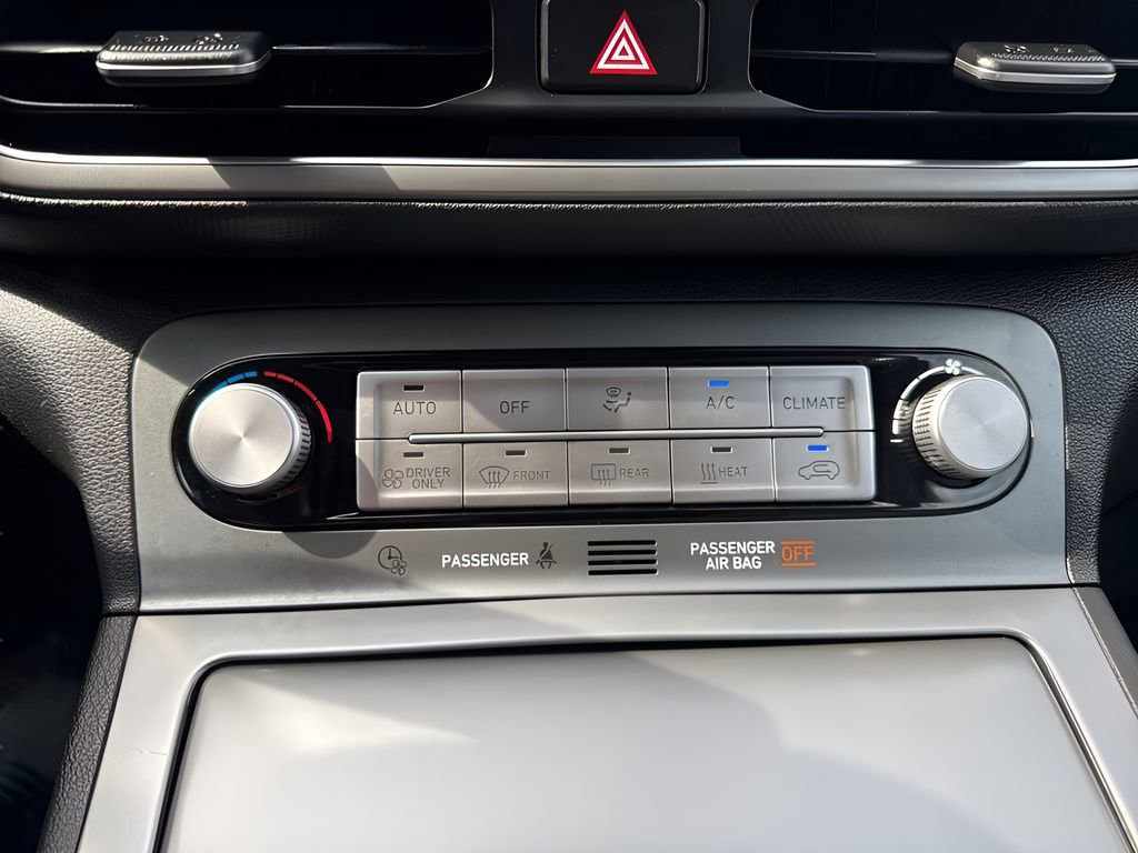 Used 2023 Hyundai Kona SEL w/ Cargo Package image 19