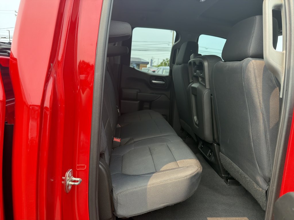 Used 2019 Chevrolet Silverado 1500 Custom Trail Boss AWD/4WD image 17