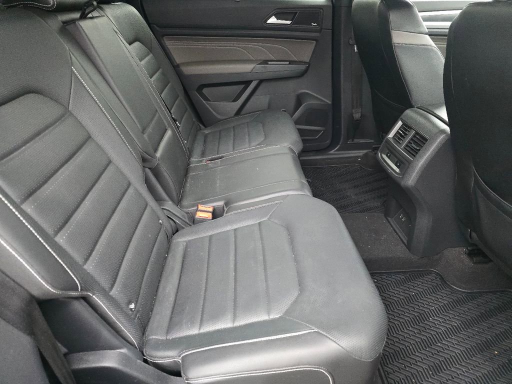 Used 2021 Volkswagen Atlas Cross Sport SEL Premium R-Line image 21