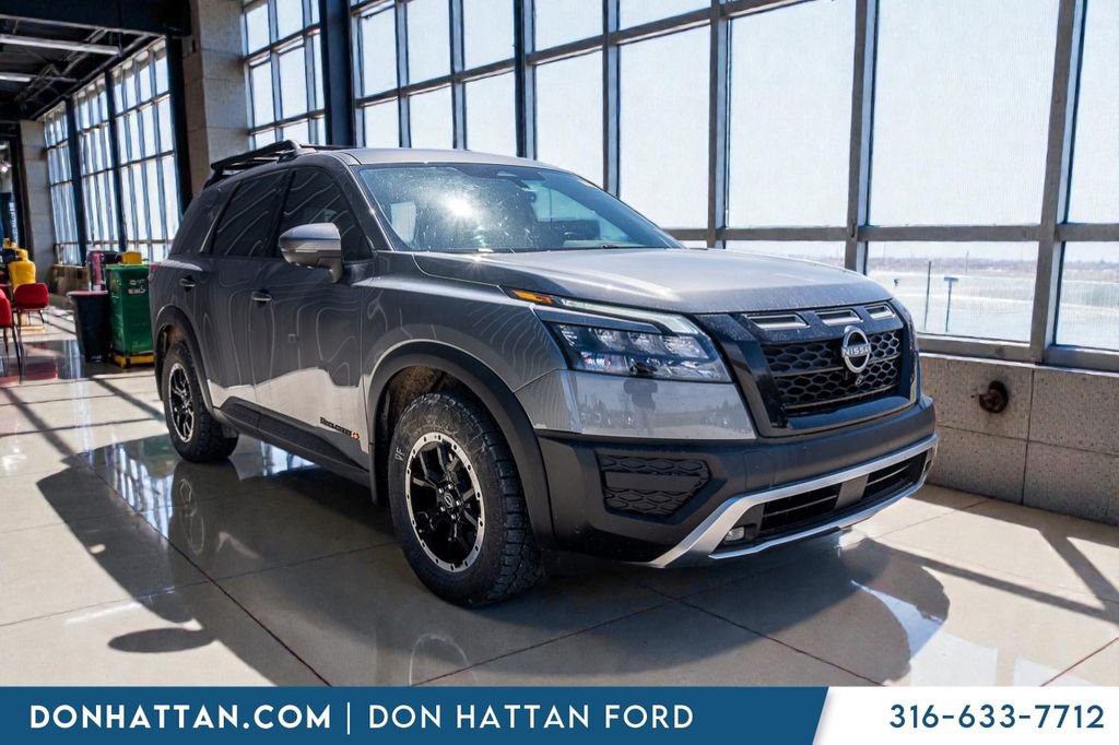 Used 2024 Nissan Pathfinder Rock Creek AWD/4WD image 32