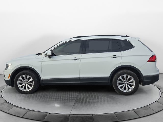Used 2018 Volkswagen Tiguan SE image 2