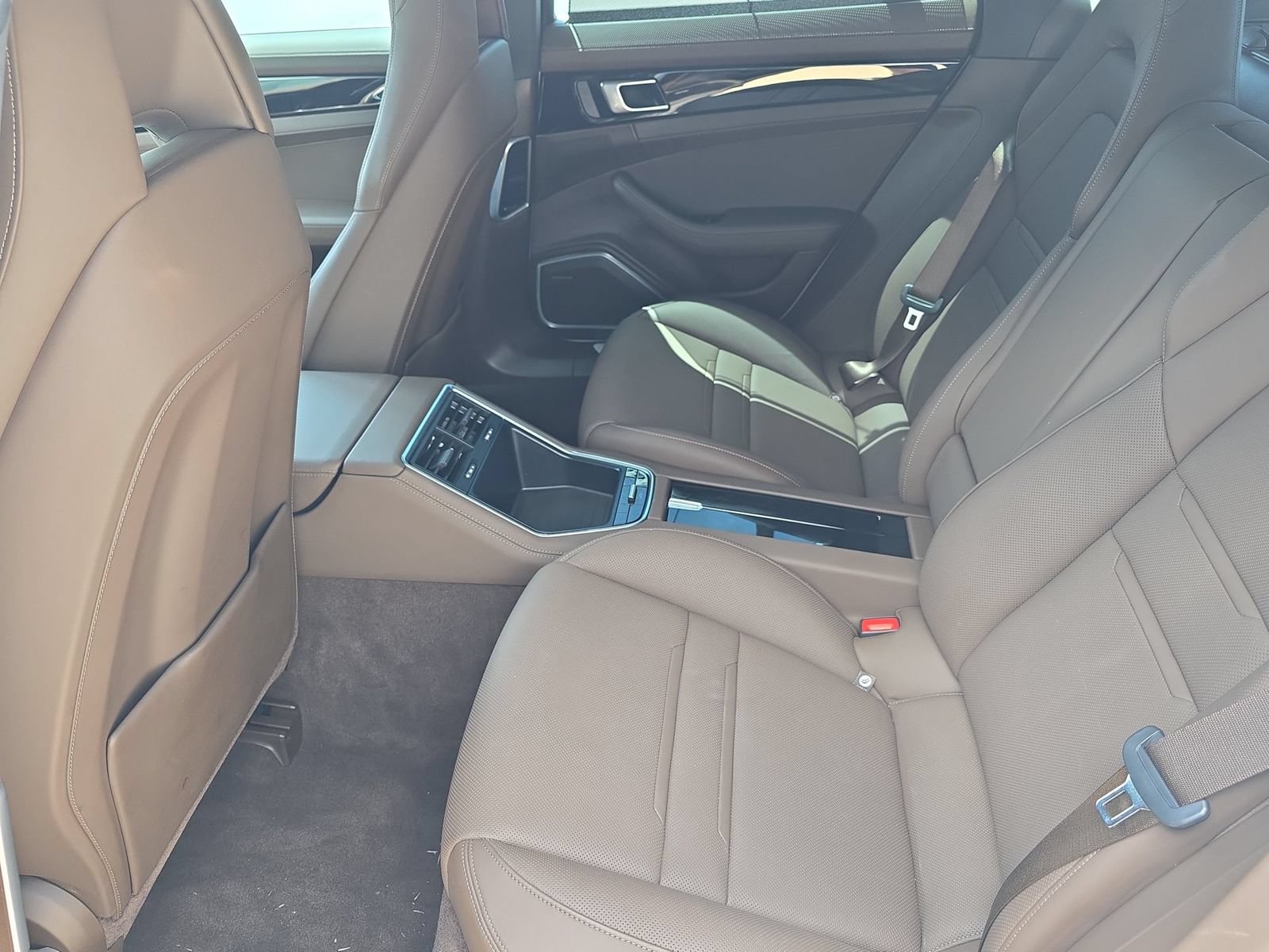 Certified 2023 Porsche Panamera 4 AWD/4WD image 19