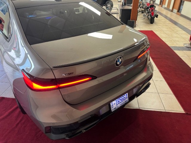 Used 2024 BMW 760i xDrive w/ Executive Package image 10