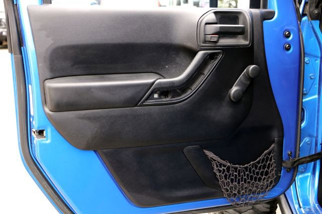 Used 2015 Jeep Wrangler Unlimited Willys image 20