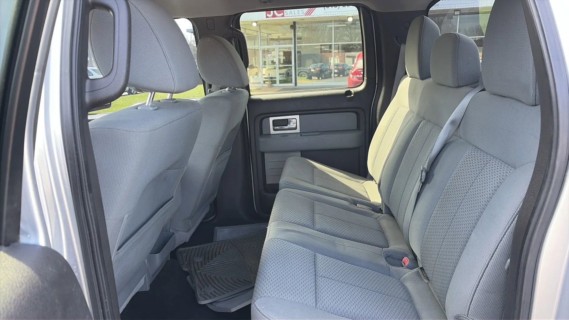 Used 2011 Ford F150 XLT w/ XLT Convenience Pkg image 14
