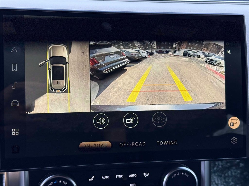 Used 2023 Land Rover Range Rover SE image 7