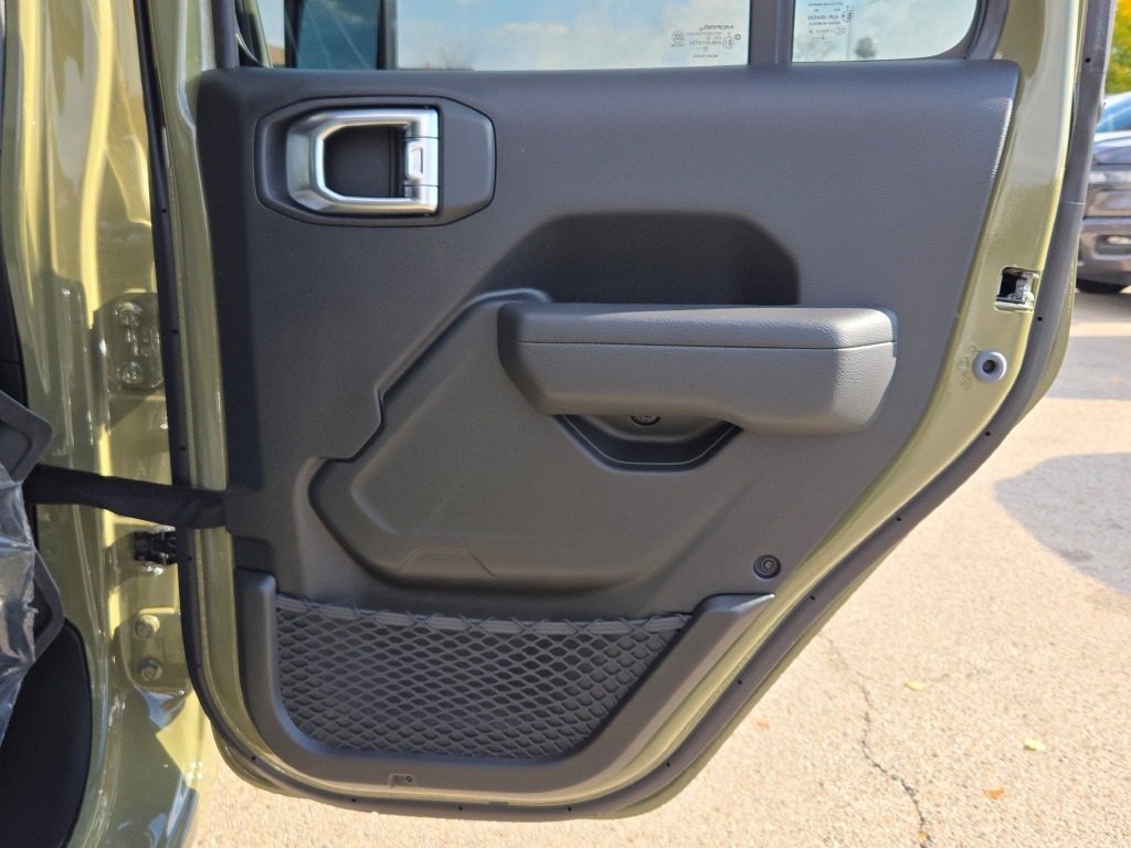 New 2026 Jeep Gladiator Sport image 13