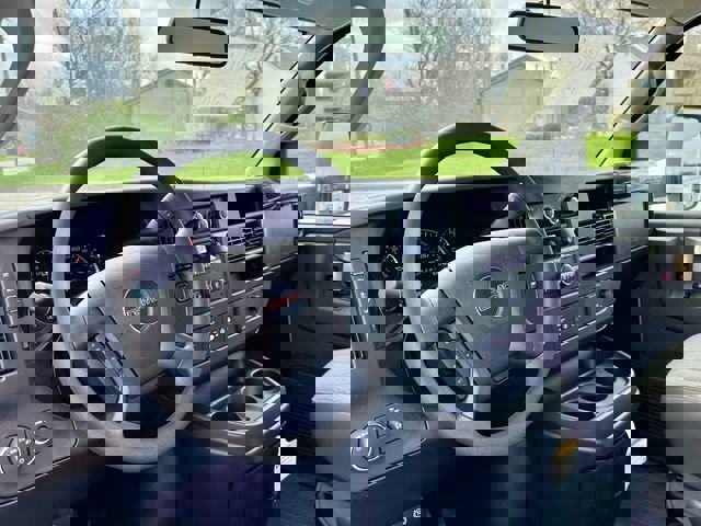 New 2025 GMC Savana 3500 Extended w/ Power Convenience Package image 9