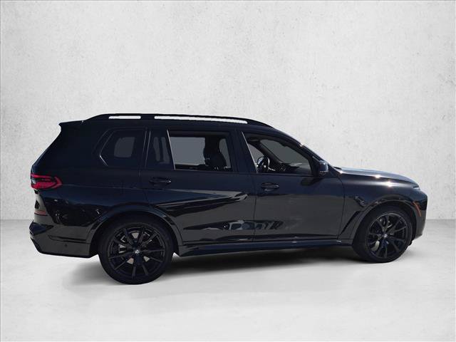 Certified 2024 BMW X7 xDrive40i w/ M Sport Package AWD/4WD image 4