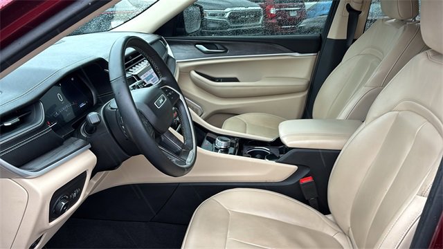 Used 2021 Jeep Grand Cherokee L Limited image 24