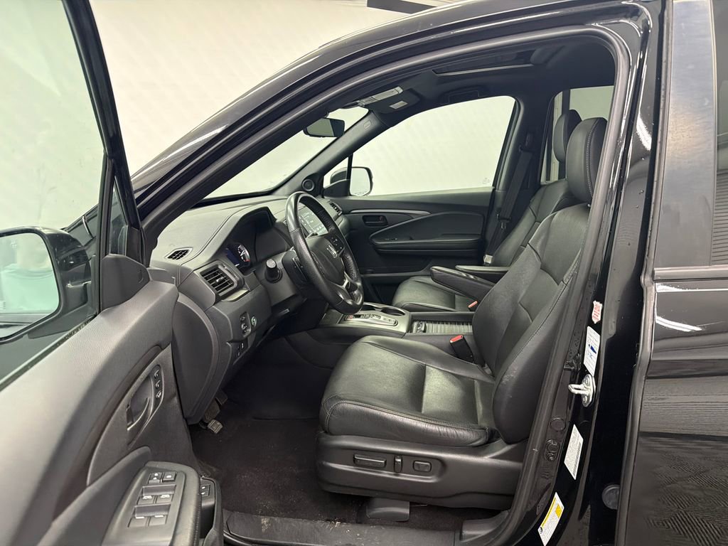 Used 2022 Honda Passport EX-L image 9