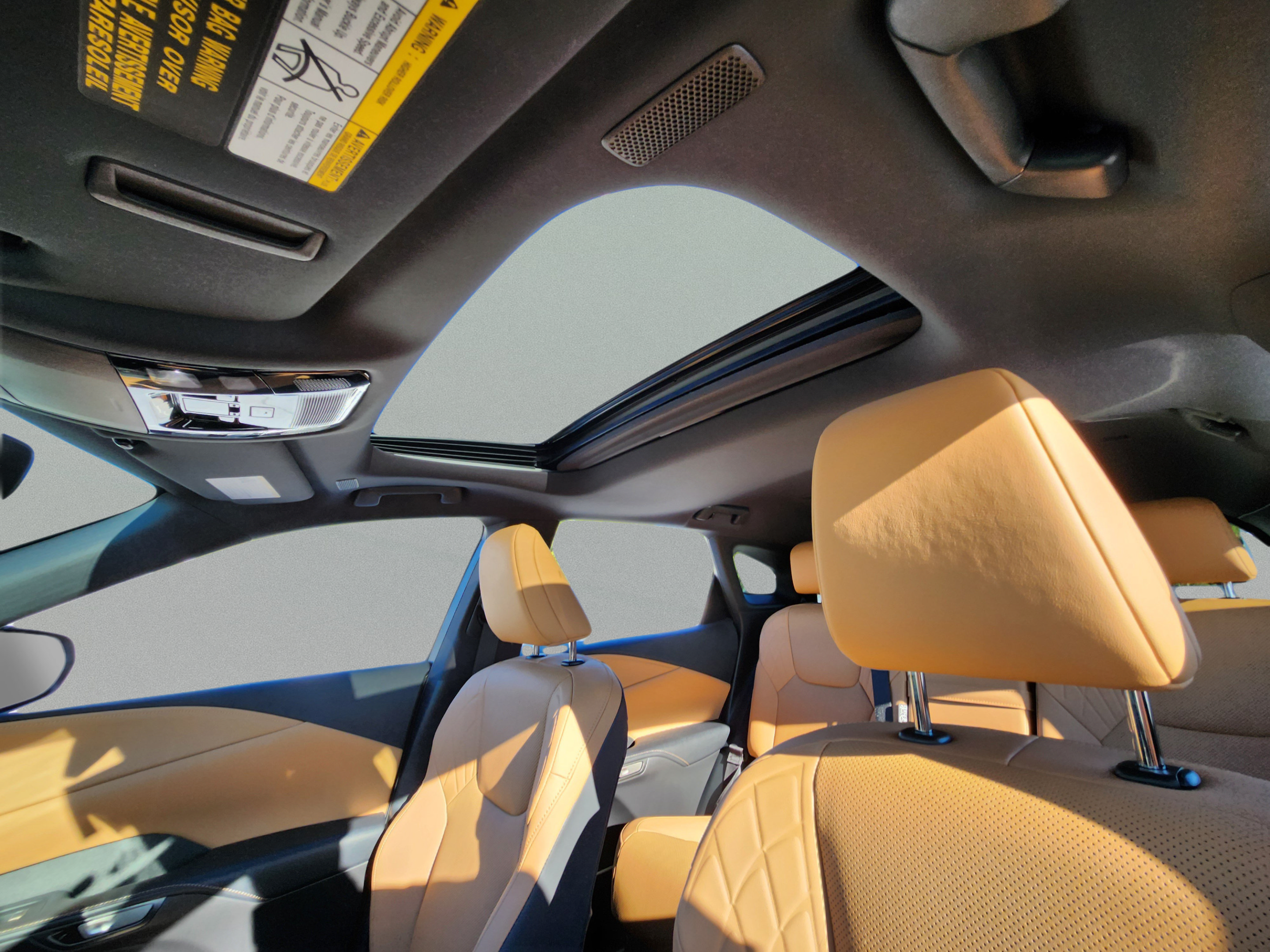 Used 2025 Lexus RX 350 Premium w/ Accessory Package (Z1) FWD image 15