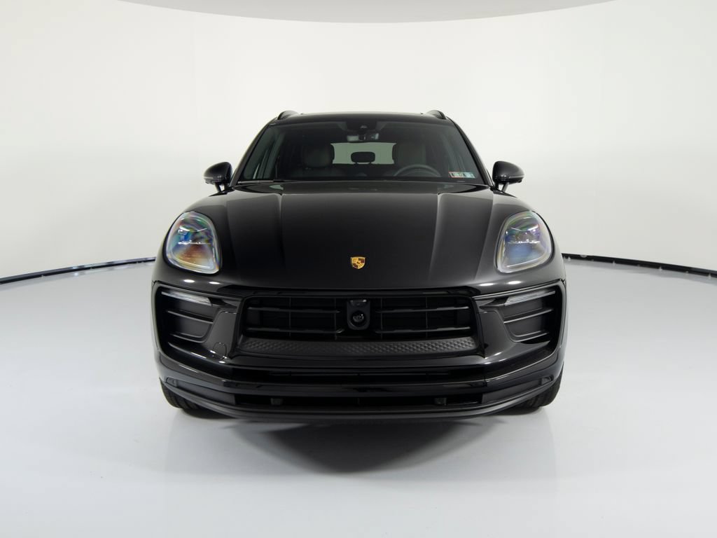 New 2026 Porsche Macan AWD/4WD image 13