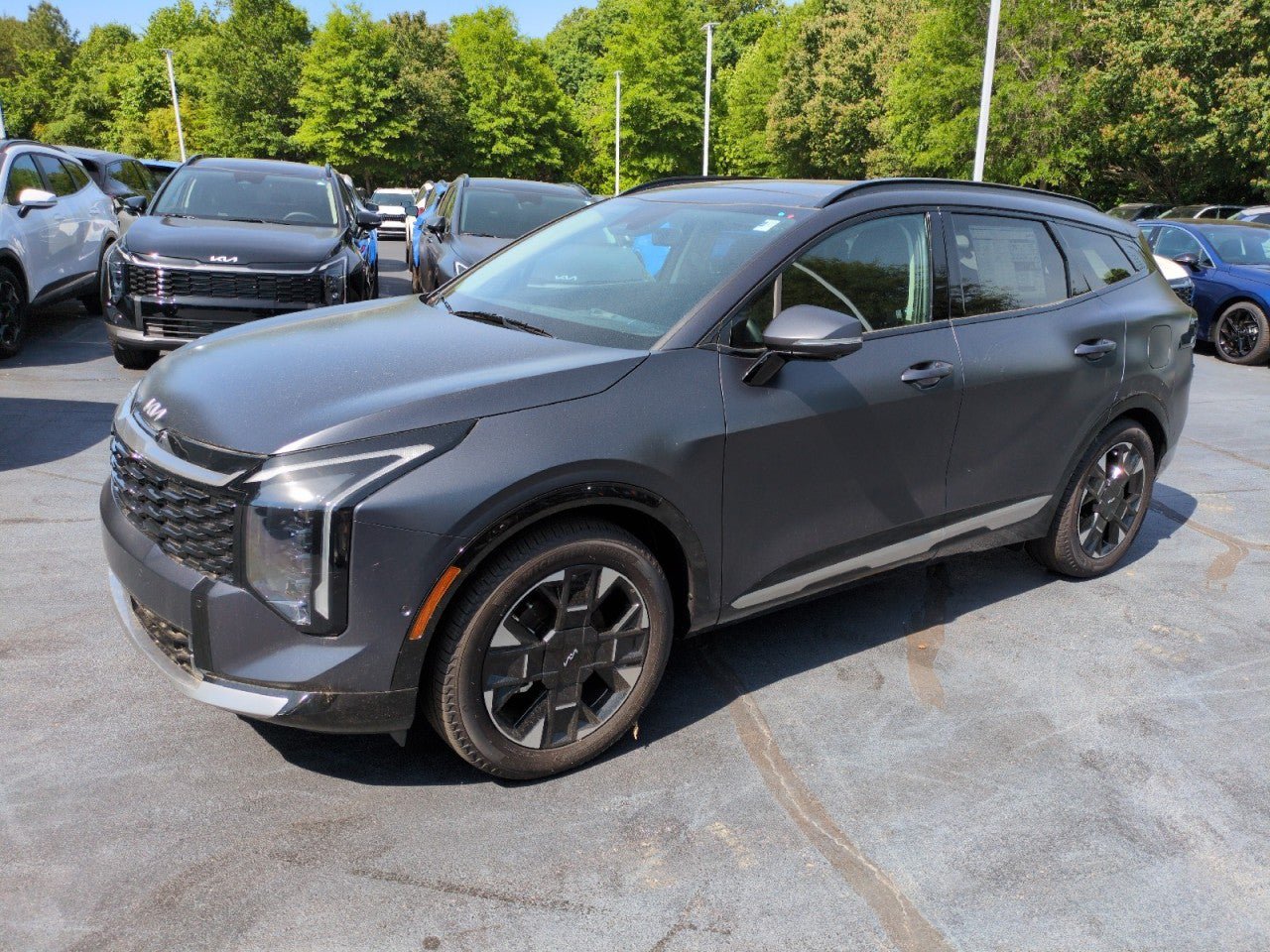 New 2026 Kia Sportage SX FWD image 3