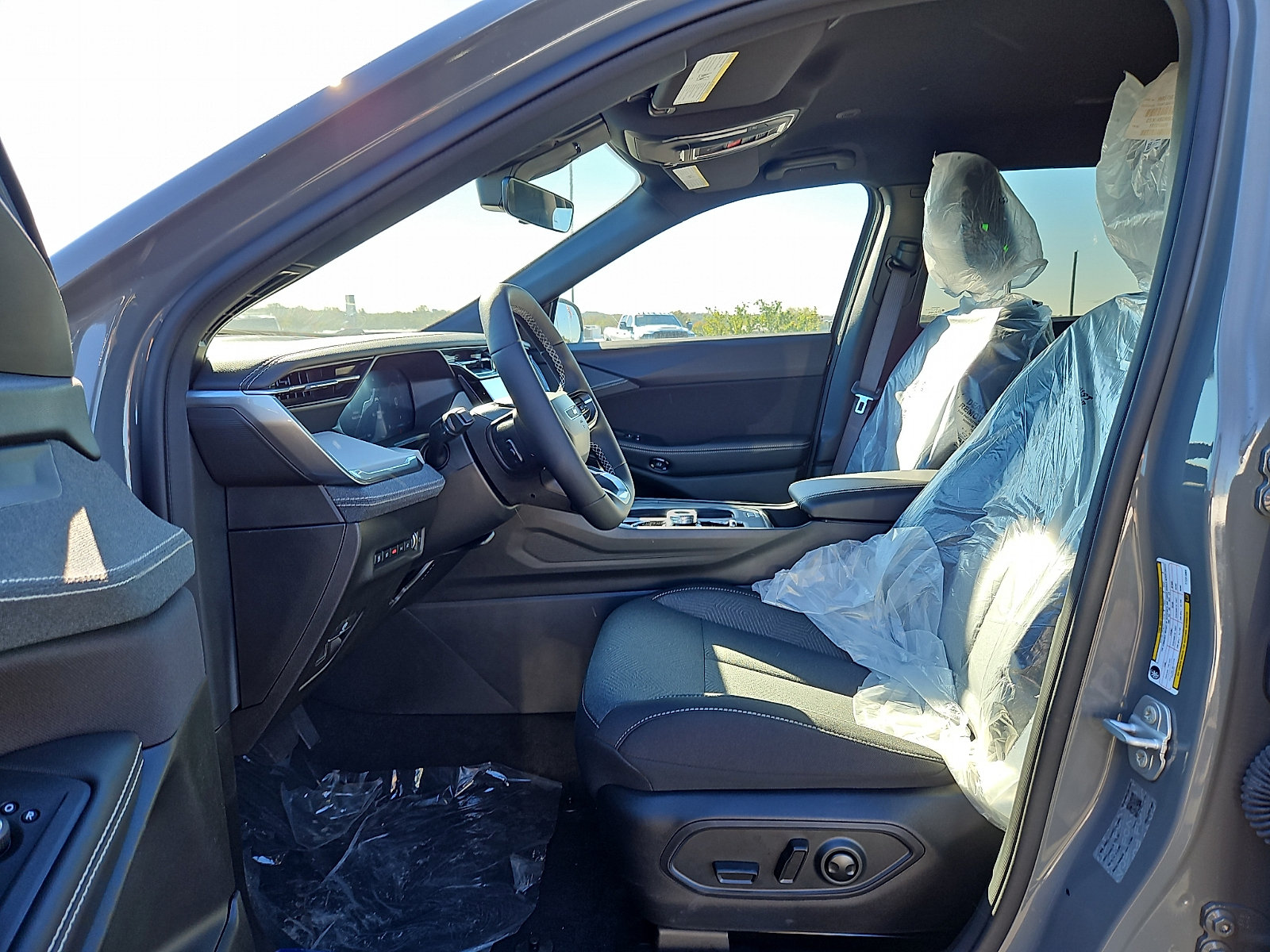 New 2026 Jeep Cherokee Laredo AWD/4WD image 6