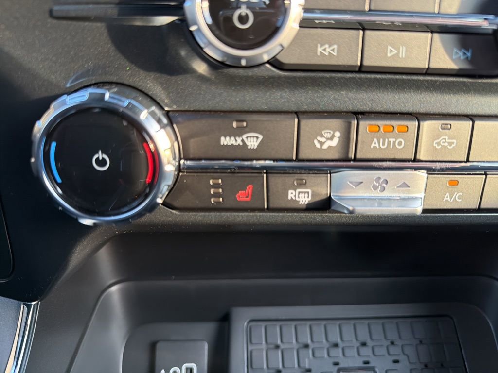 New 2026 Ford F150 XLT w/ Equipment Group 302A MID image 32