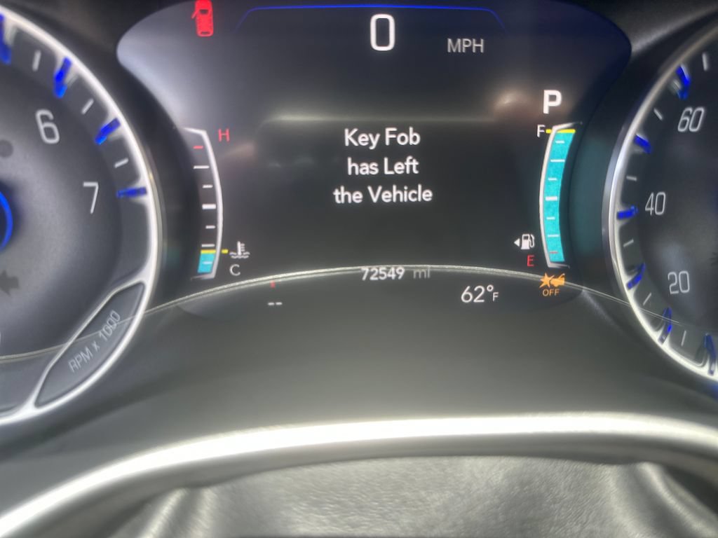 Used 2022 Chrysler Pacifica Touring-L FWD image 11