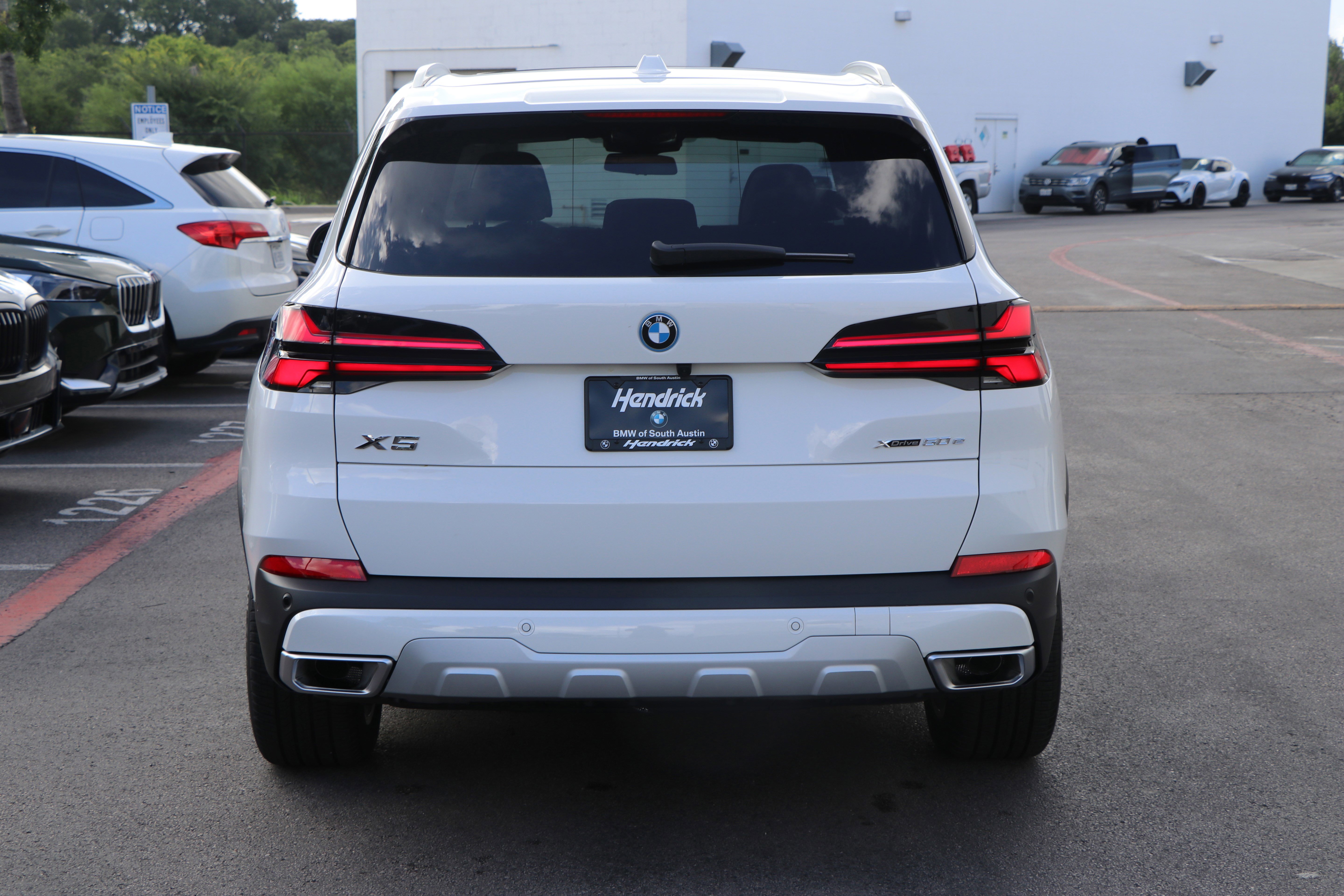 Used 2026 BMW X5 xDrive50e w/ Parking Assistance Package image 12