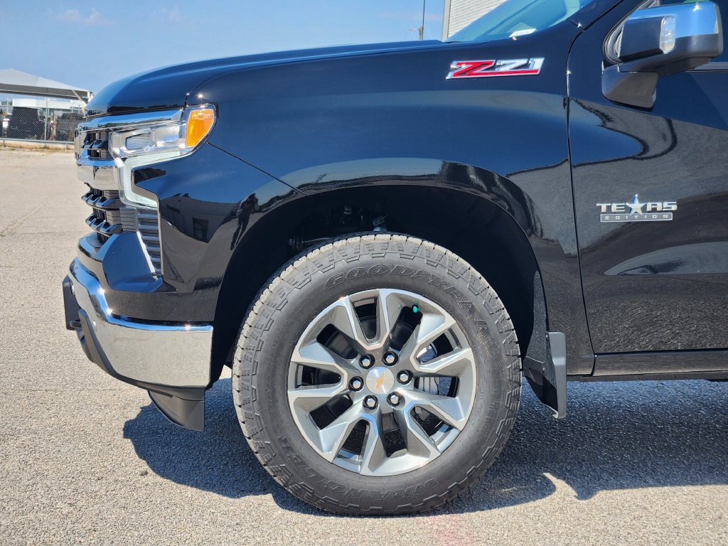 New 2026 Chevrolet Silverado 1500 LT w/ Texas Edition Plus AWD/4WD image 5