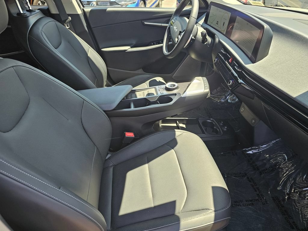 Used 2023 Kia EV6 Wind AWD/4WD image 13