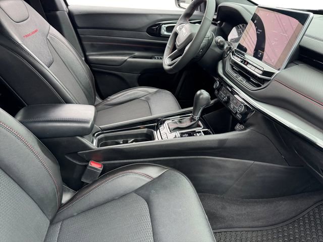 Used 2023 Jeep Compass Trailhawk w/ Sun and Sound Group image 17