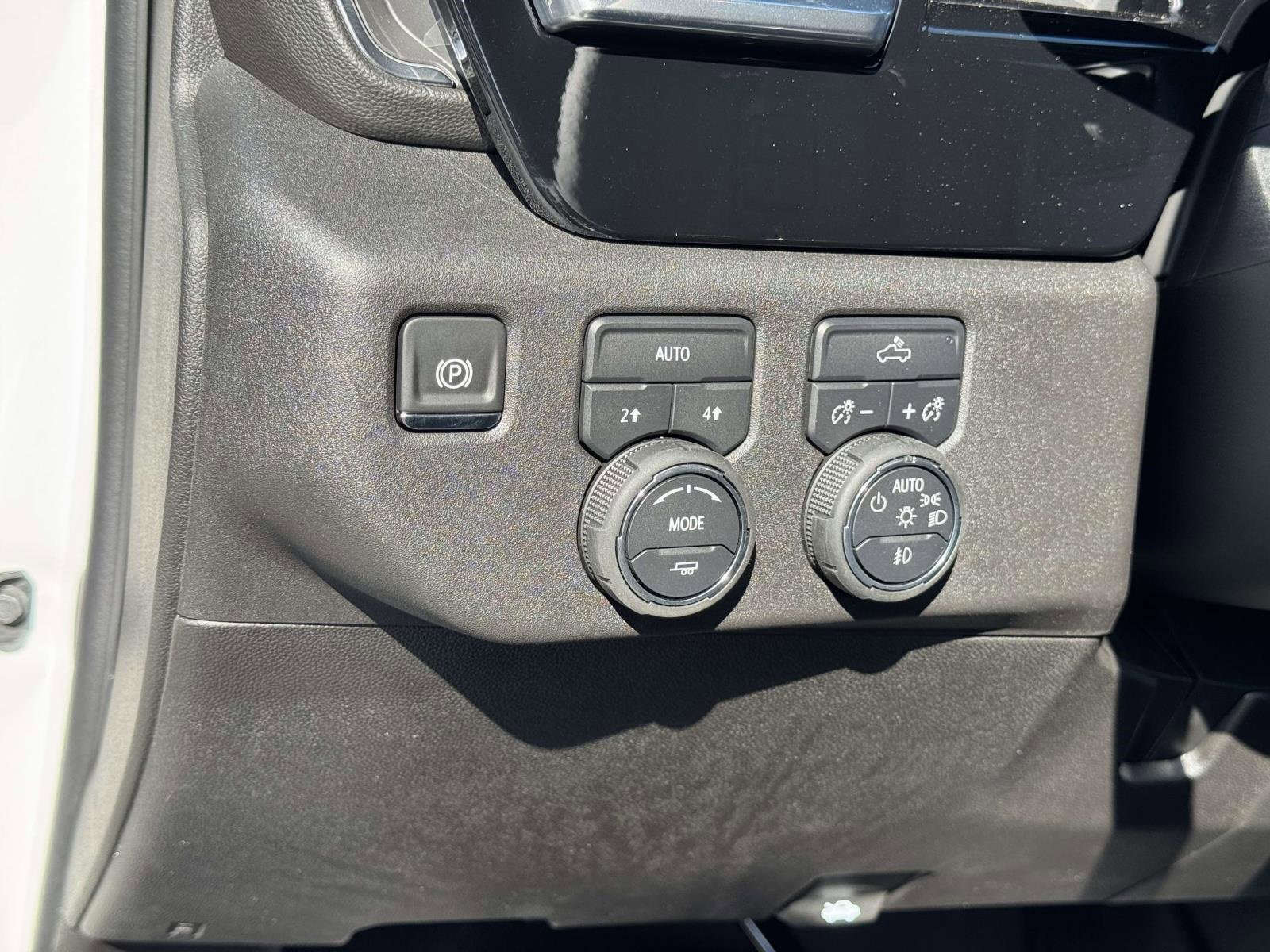 New 2026 Chevrolet Silverado 1500 RST w/ Redline Edition image 15
