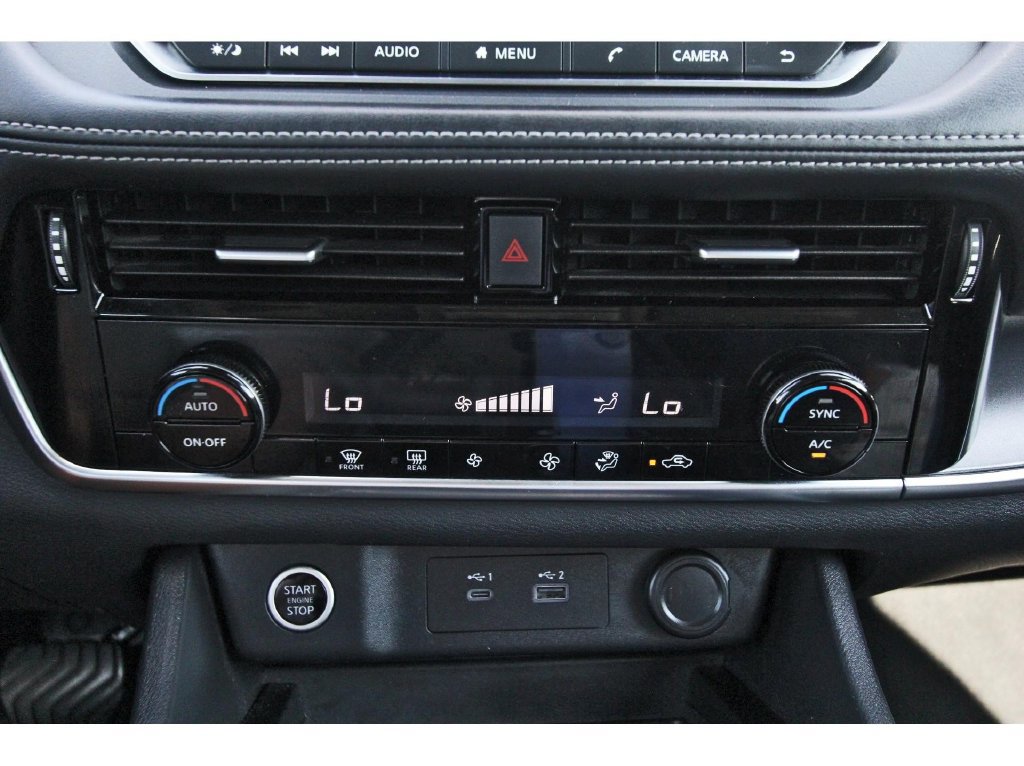 Used 2022 Nissan Rogue SV AWD/4WD image 28