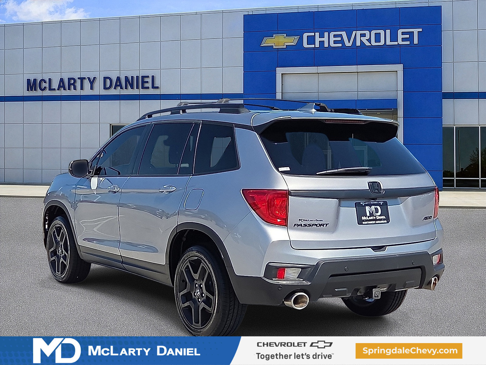 Used 2023 Honda Passport EX-L image 4